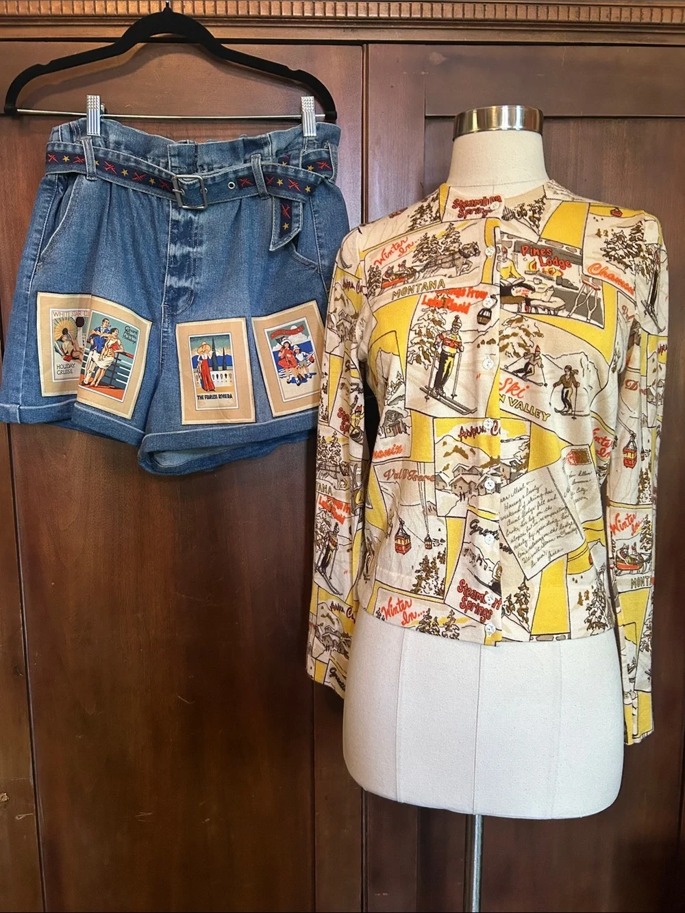 Vintage-Inspired Y2K Yellow & Cream Merino Postcard Photos Cárdigan M